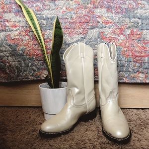White Mid-calf Cowboy Boots